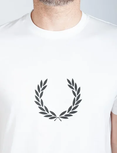 Fred Perry Laurel Wreath Graphic T-Shirt | White