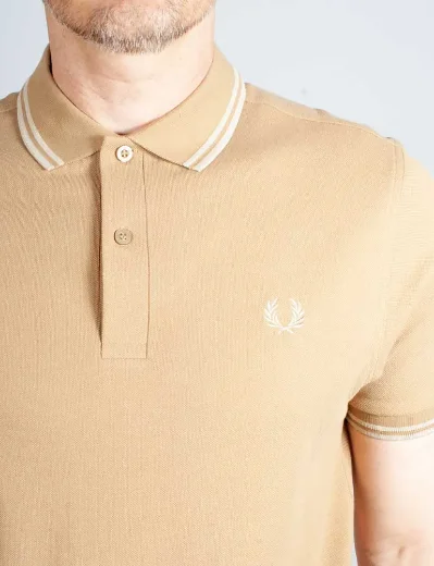 Fred Perry Twin Tipped Polo Shirt | Warm Stone / Oatmeal