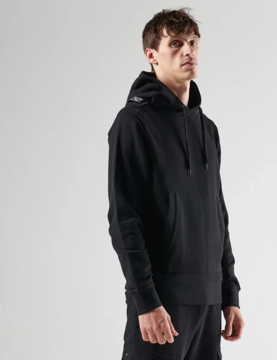 MA Strum Core Overhead Hoody | Black