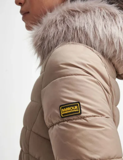 Barbour Intl Womens Island Quilted Jacket | Light Trench