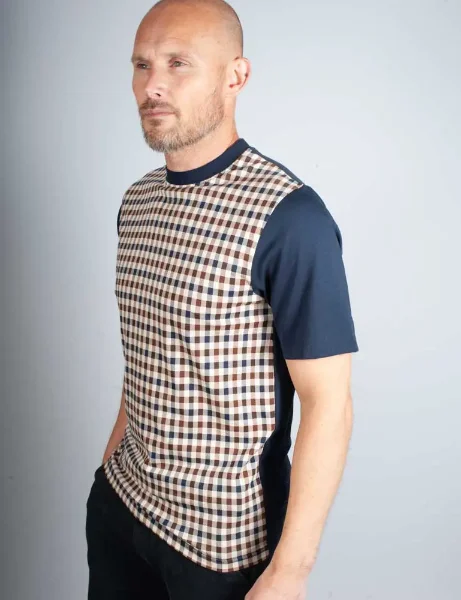 Aquascutum Active Side Club Check T-Shirt  Aquascutum Active Side Club Check T-Shirt