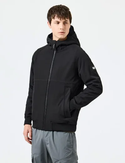 Weekend Offender Sulta Softshell Jacket | Black