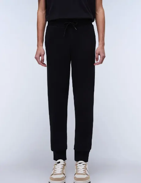 Napapijri Malis Sum Jog Pants | Black Napapijri Malis Sum Jog Pants | Black