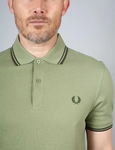 Fred Perry Twin Tipped Polo Shirt | Olive Mint / Night Green