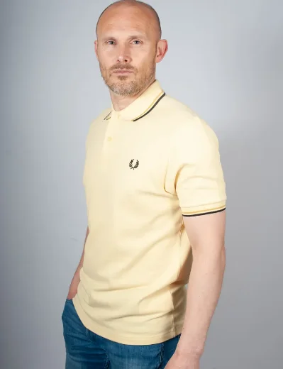 Fred Perry Twin Tipped Polo Shirt | Champions Gold / Honeycomb / Black