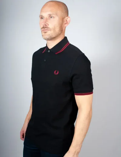 Fred Perry Twin Tipped Polo Shirt | Black / Burnt Red