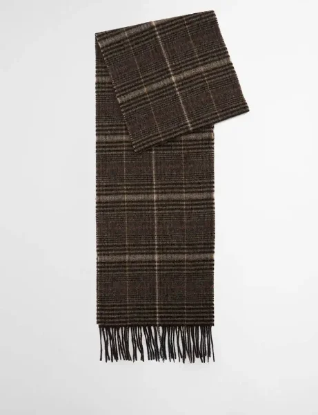 Barbour Danbrooke Lambswool and Cashmere Scarf | Oak Barbour Danbrooke Lambswool and Cashmere Scarf | Oak
