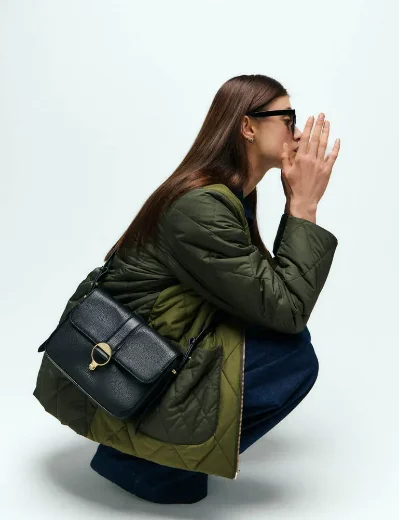 Barbour Women's Rosa Leather Crossbody Bag | Black