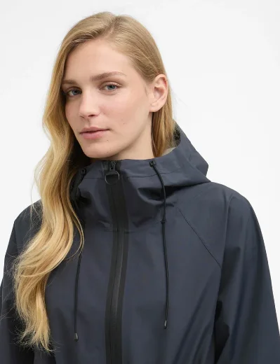 Barbour Women's Dovecragg Waterproof Jacket | Dusk Grey/Fondant