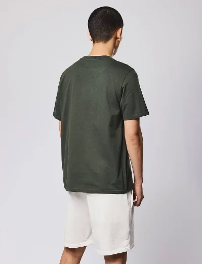 Picture of Weekend Offender Brooklands Badge T-shirt | Forest Green