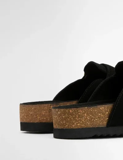 Barbour Women's Kyra Closed Toe Sandal | Black